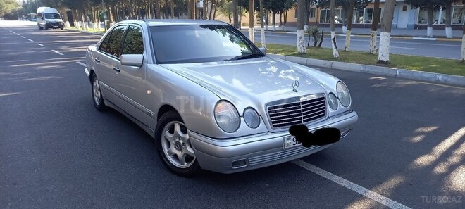 Mercedes E 240 1999, 214,745 km - 2.4 l - Sumqayıt