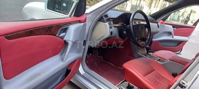 Mercedes E 240 1999, 214,745 km - 2.4 l - Sumqayıt