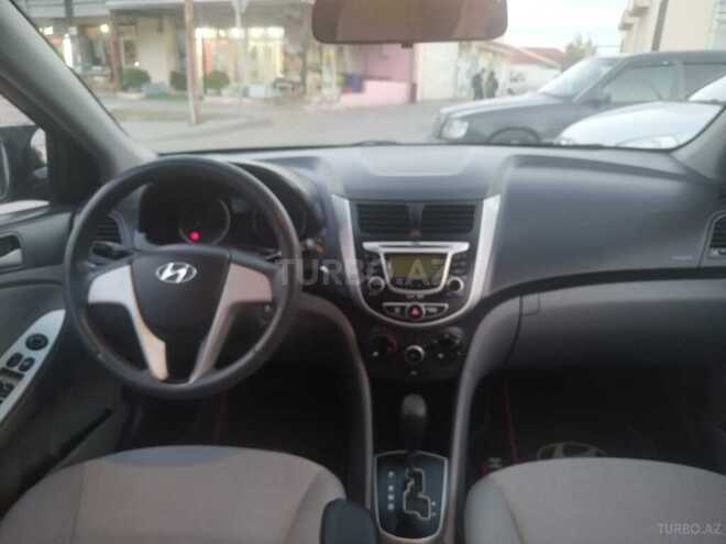 Hyundai Accent 2013, 218,871 km - 1.6 л - Bakı