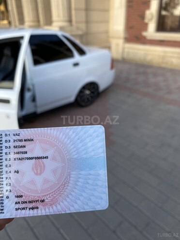 LADA (VAZ) Priora 2015, 165,000 km - 1.8 l - Bakı