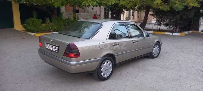 Mercedes C 220 1994, 235,632 km - 2.2 l - Sumqayıt