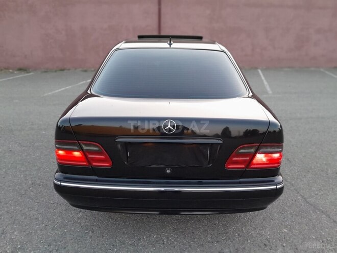 Mercedes E 280 2001, 218,357 km - 2.8 л - Gəncə