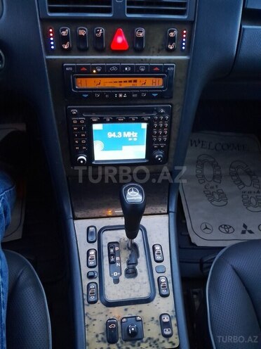 Mercedes E 280 2001, 218,357 km - 2.8 л - Gəncə