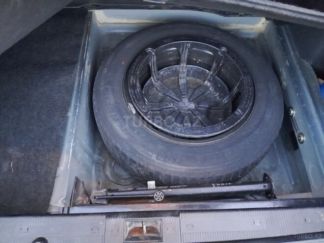 Mercedes E 280 2001, 218,357 km - 2.8 л - Gəncə
