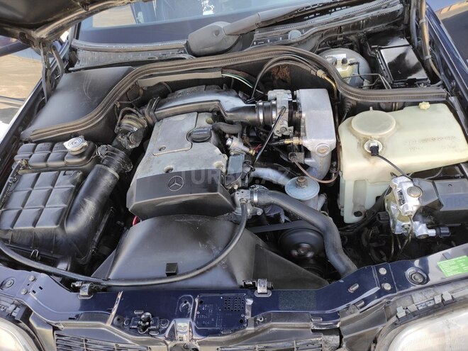 Mercedes C 200 1995, 260,000 km - 2.0 л - Bakı
