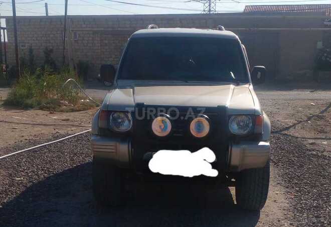 Mitsubishi Pajero 1993, 10,000 km - 2.5 л - Sumqayıt