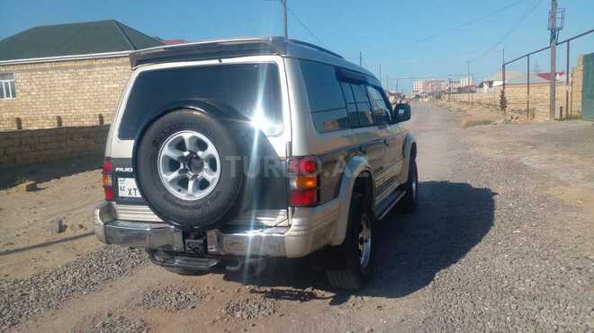 Mitsubishi Pajero 1993, 10,000 km - 2.5 л - Sumqayıt