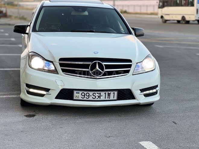 Mercedes C 300 2012, 210,000 km - 3.0 l - Bakı