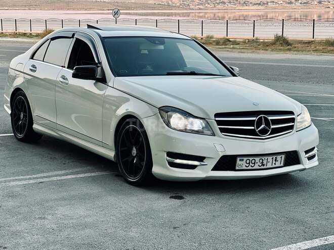 Mercedes C 300 2012, 210,000 km - 3.0 l - Bakı