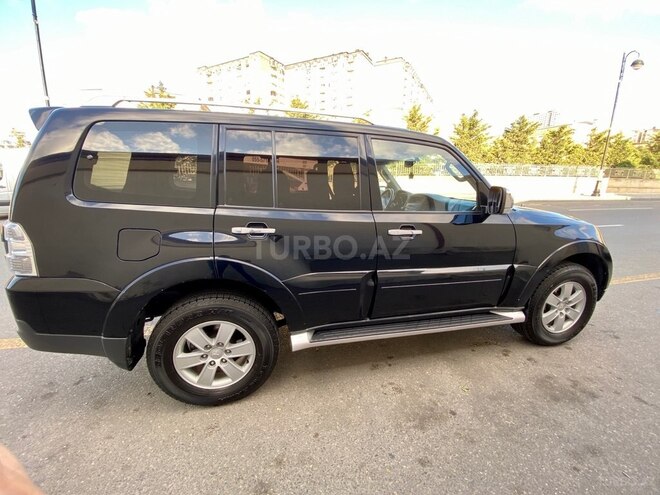 Mitsubishi Pajero 2008, 182,000 km - 3.0 l - Bakı