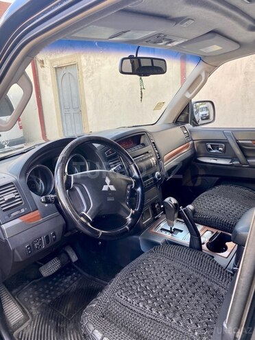 Mitsubishi Pajero 2008, 182,000 km - 3.0 l - Bakı