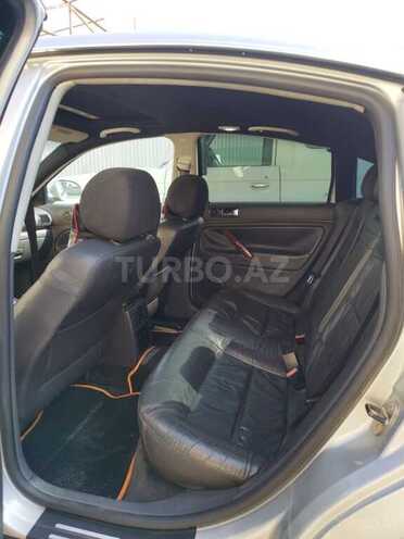 Volkswagen Passat 2003, 170,000 km - 1.8 л - Salyan