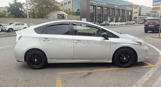 Toyota Prius 2013, 167,000 km - 1.8 l - Bakı