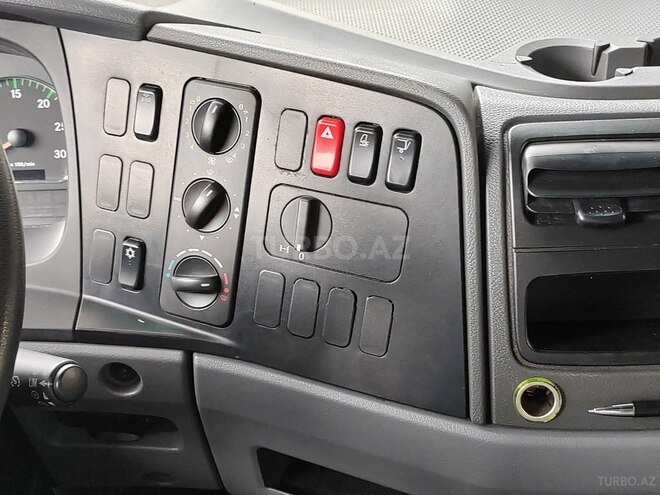 Mercedes Atego 818 2011, 472,000 km - 4.3 л - Bakı