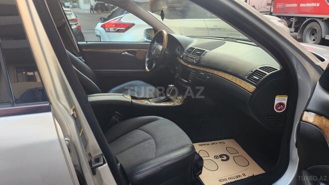 Mercedes E 320 2006, 393,000 km - 3.0 l - Bakı