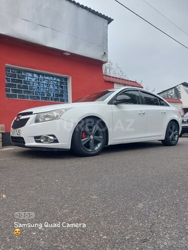 Chevrolet Cruze 2011, 17,000 km - 1.4 л - Qəbələ