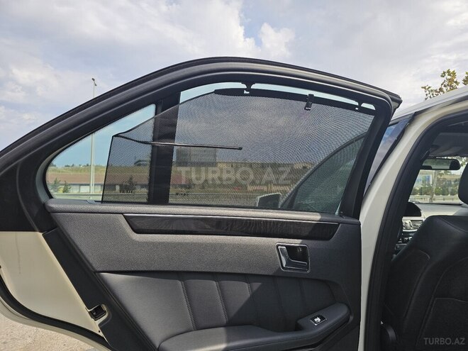Mercedes E 220 2009, 335,976 km - 2.2 l - Xırdalan