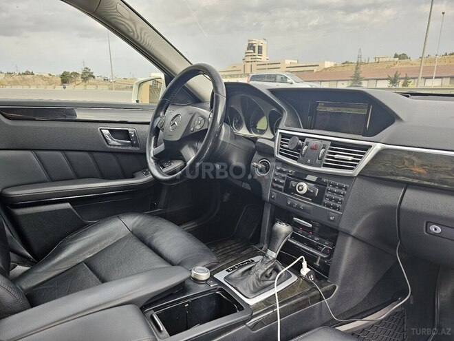 Mercedes E 220 2009, 335,976 km - 2.2 l - Xırdalan