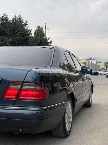 Mercedes E 280 1997, 380,000 km - 2.8 l - Quba