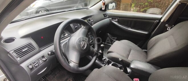 Toyota Corolla 2006, 285,000 km - 1.4 l - Bakı
