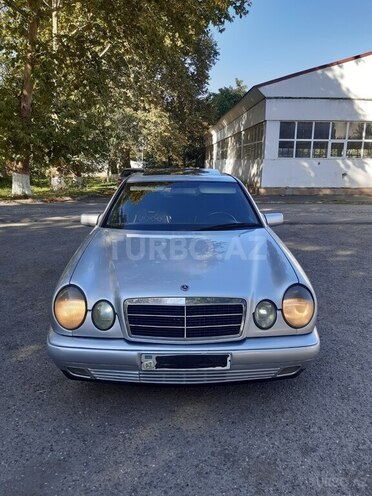Mercedes E 220 1998, 578,000 km - 2.2 l - Ağstafa