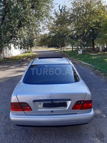 Mercedes E 220 1998, 578,000 km - 2.2 l - Ağstafa