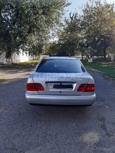 Mercedes E 220 1998, 578,000 km - 2.2 l - Ağstafa
