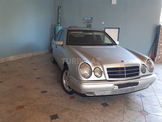 Mercedes E 220 1998, 578,000 km - 2.2 l - Ağstafa