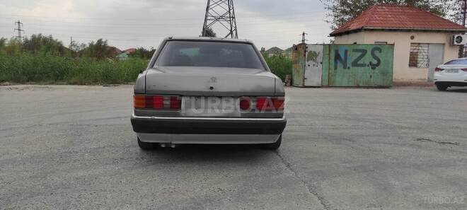 Mercedes 190 1990, 301,000 km - 2.0 л - Bakı