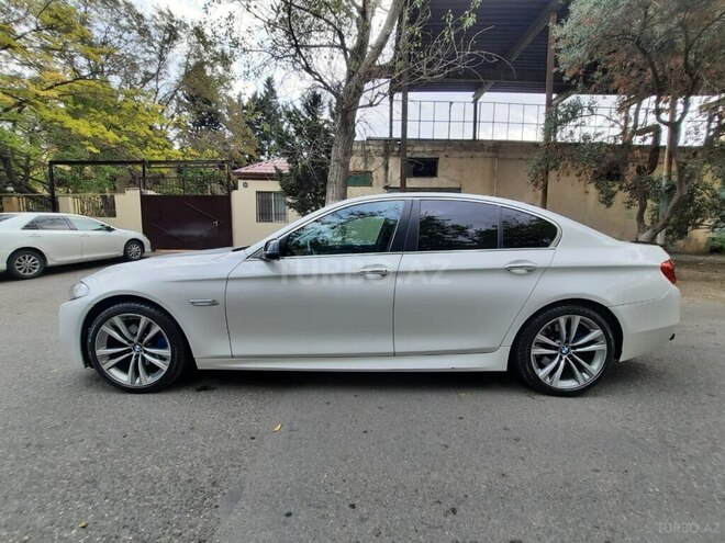BMW 528 2015, 275,000 km - 2.0 l - Bakı