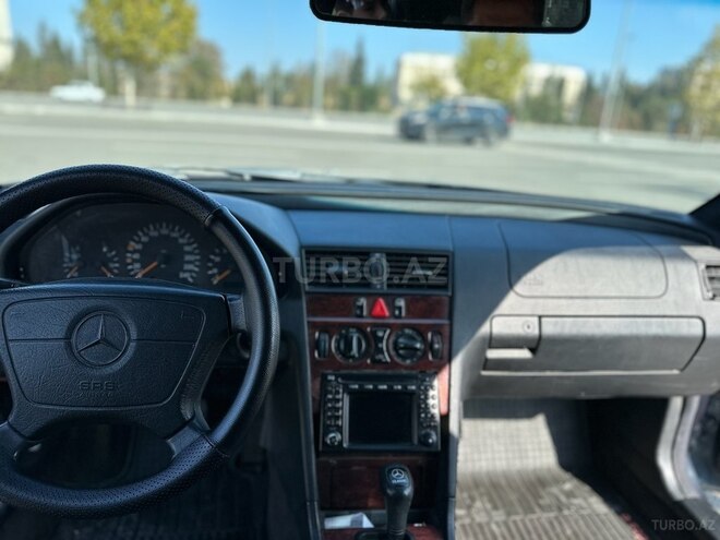 Mercedes C 180 1997, 245,000 km - 1.8 l - Gəncə
