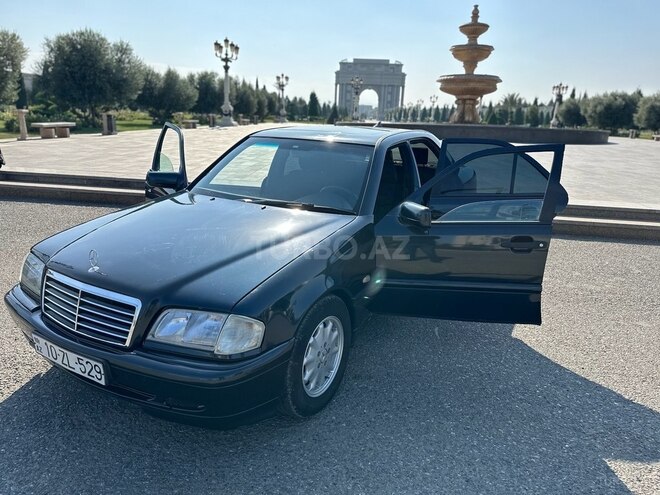 Mercedes C 180 1997, 245,000 km - 1.8 l - Gəncə