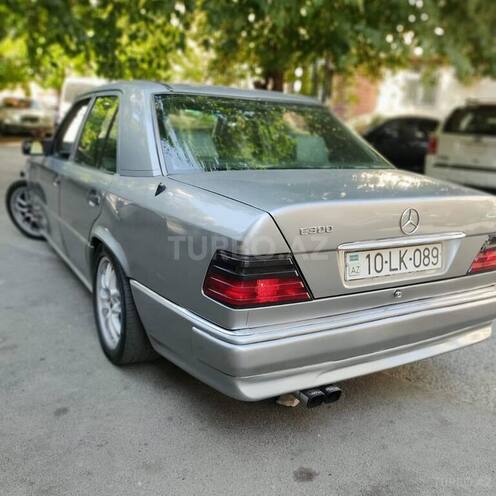 Mercedes E 250 1992, 380,800 km - 2.5 l - Bakı
