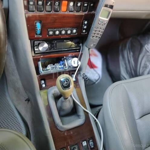 Mercedes E 250 1992, 380,800 km - 2.5 l - Bakı
