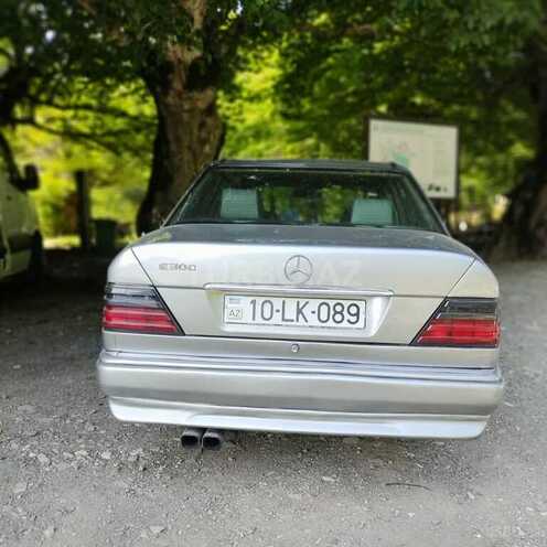 Mercedes E 250 1992, 380,800 km - 2.5 l - Bakı