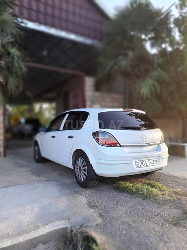 Opel Astra 2009, 250,000 km - 1.6 l - Goranboy