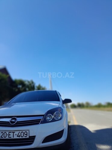 Opel Astra 2009, 250,000 km - 1.6 l - Goranboy