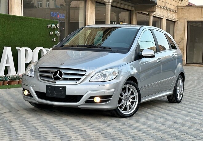 Mercedes B 180 2008, 94,000 km - 1.7 l - Bakı