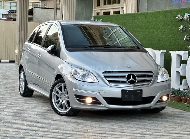 Mercedes B 180 2008, 94,000 km - 1.7 l - Bakı