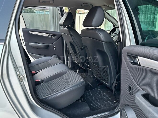 Mercedes B 180 2008, 94,000 km - 1.7 l - Bakı