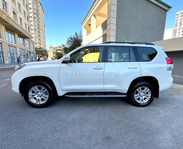 Toyota Prado 2013, 196,000 km - 4.0 l - Bakı