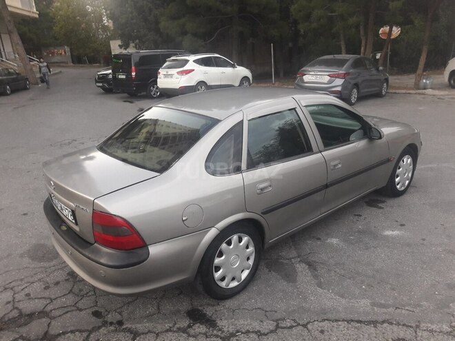 Opel Vectra 1997, 256,322 km - 2.0 l - Bakı