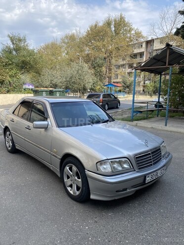 Mercedes C 240 1997, 220,000 km - 2.4 л - Bakı