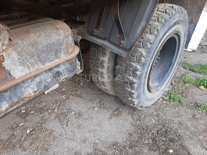 ZIL 130 1991, 150,000 km - 6.0 l - Sumqayıt