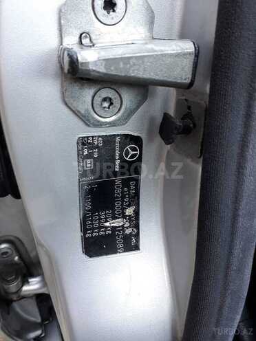 Mercedes E 220 2000, 370,000 km - 2.2 l - Bakı
