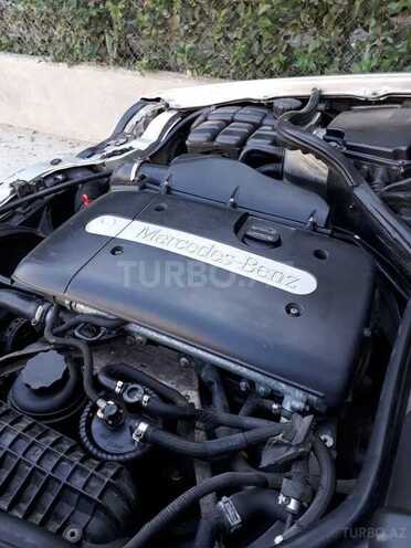 Mercedes E 220 2000, 370,000 km - 2.2 l - Bakı