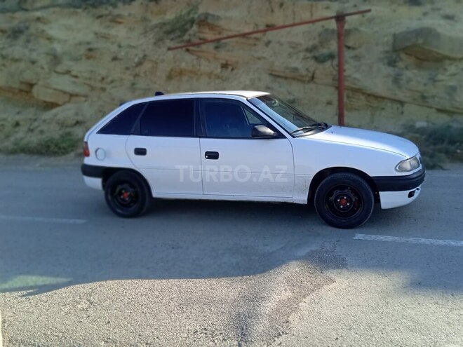 Opel Astra 1996, 325,684 km - 1.6 л - Bakı