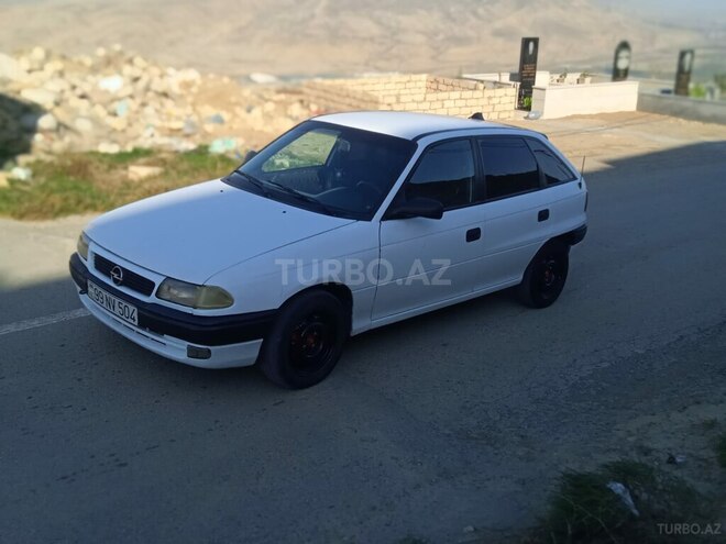 Opel Astra 1996, 325,684 km - 1.6 л - Bakı