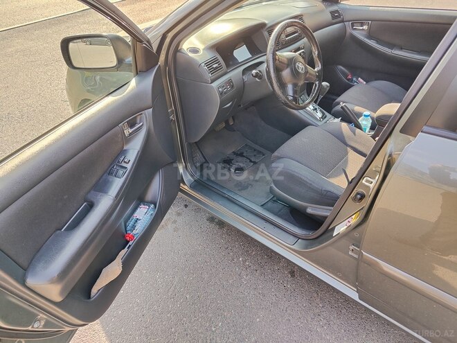 Toyota Corolla 2006, 250,000 km - 1.4 л - Bakı