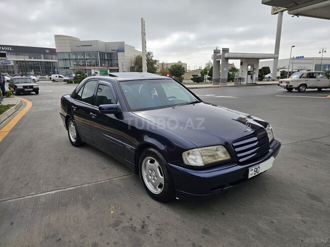 Mercedes E 200 1995, 380,000 km - 2.0 л - Bakı